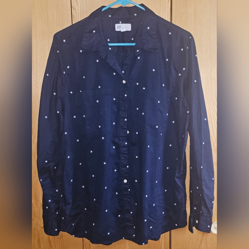 GAP Boyfriend Fit Button-up Shirt